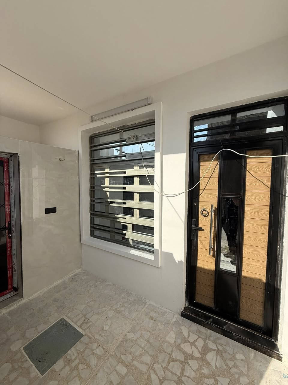 السلام عليكم الدار للبيع مساحة 100 م طابق واحد فول كامل خدمات سكينه مقاطعه 9/2 للستفسار 

***********
***********
