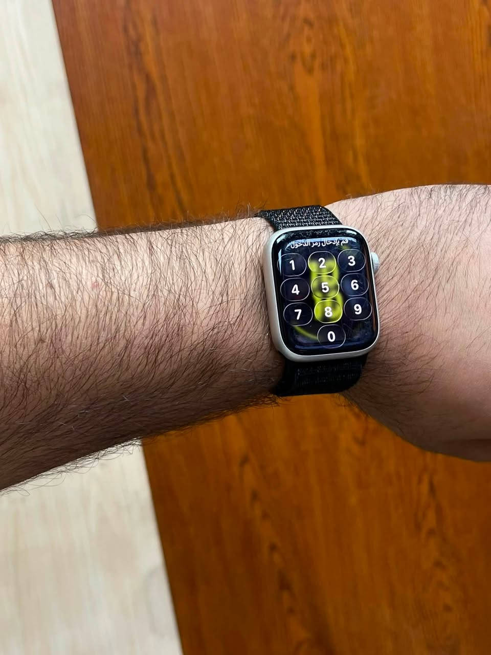 Apple Watch 8 Silver⌚️45mm
السلام عليكم 
ابل واتش جيل 8 
حجم الساعة 45 mm
بطارية الساعة 84%
نظافة الساعة 80% 
موضحة بالصور مصور كلشي بالتفصيل ودقيق علمود توضح الك

((((ملاحضه شخوط ب شاشه +دكمه مره تشتغل مره ماتشتغل )))) تشتغل طبيعي مابيها كلشي صوت شحن صورة كله طبيعي 

سعر خاص او اتصال

موصل حي السكر

*********** اتصال + واتساب
