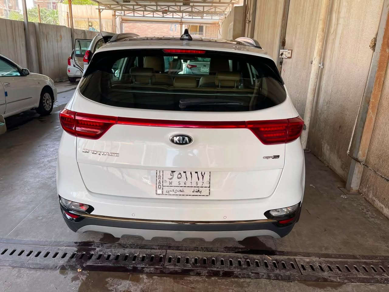 كيا سبورتج  وارد خليجي موديل 2019 رقم بغداد جيتي لاين فول مواصفات معروفه بيه صبغ بسيطه بالجاملغ الايمن وجزء من البنيد السونار موجود وموضح 
السعر 185 ورقه وبيه مجال
الموقع بغداد مجمع نجمه بغداد
للاستفسار اكثر الاتصال ***********
