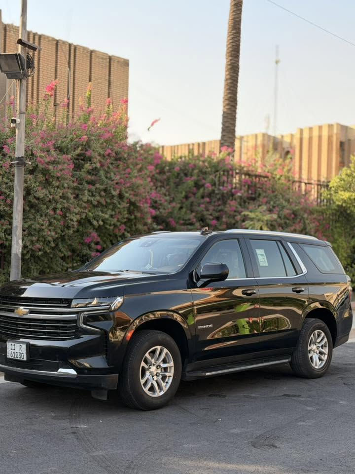 السلام عليكم 
تاهو وكالة المنصور LS
موديل 2023 
ماشية 61 الف ميل
بصمة تشغيل 
تشغيل عن بعد
رادار امامي 
نقطة عمياء
تبريد منفصل 3 قطع
شاشة كبيرة
حساس امامي خلفي 
لد نهاري 
مكينه 8 سلندر 5300 بشرط على وضع الوكالة
السعر 425 وبيها مجال بسيط
بيها بارد بسيط جداً  
مكاني بغداد شارع فلسطين 
بسمي السيارة تحويل مباشر 
***********

