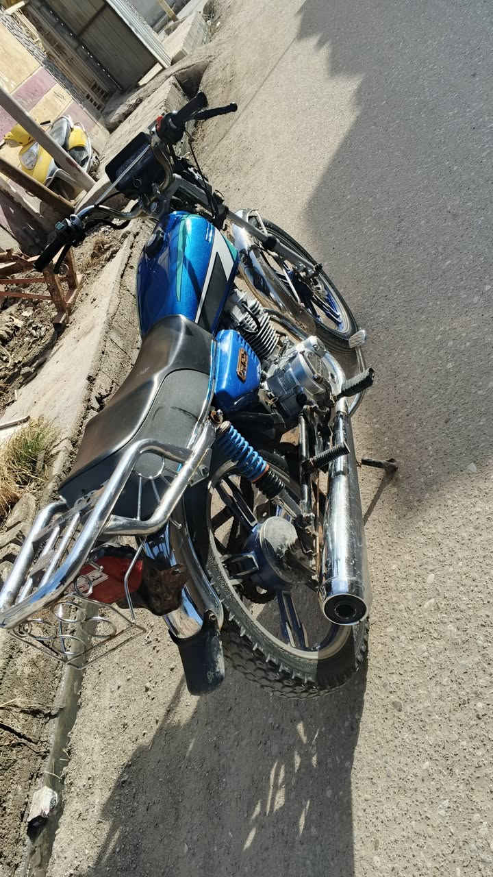 سلام عليكم للبيع او مراوس 20 اوراق مامفتوحه دراجه جاهزه مكاني رفاعي الشراي يتصل ***********
