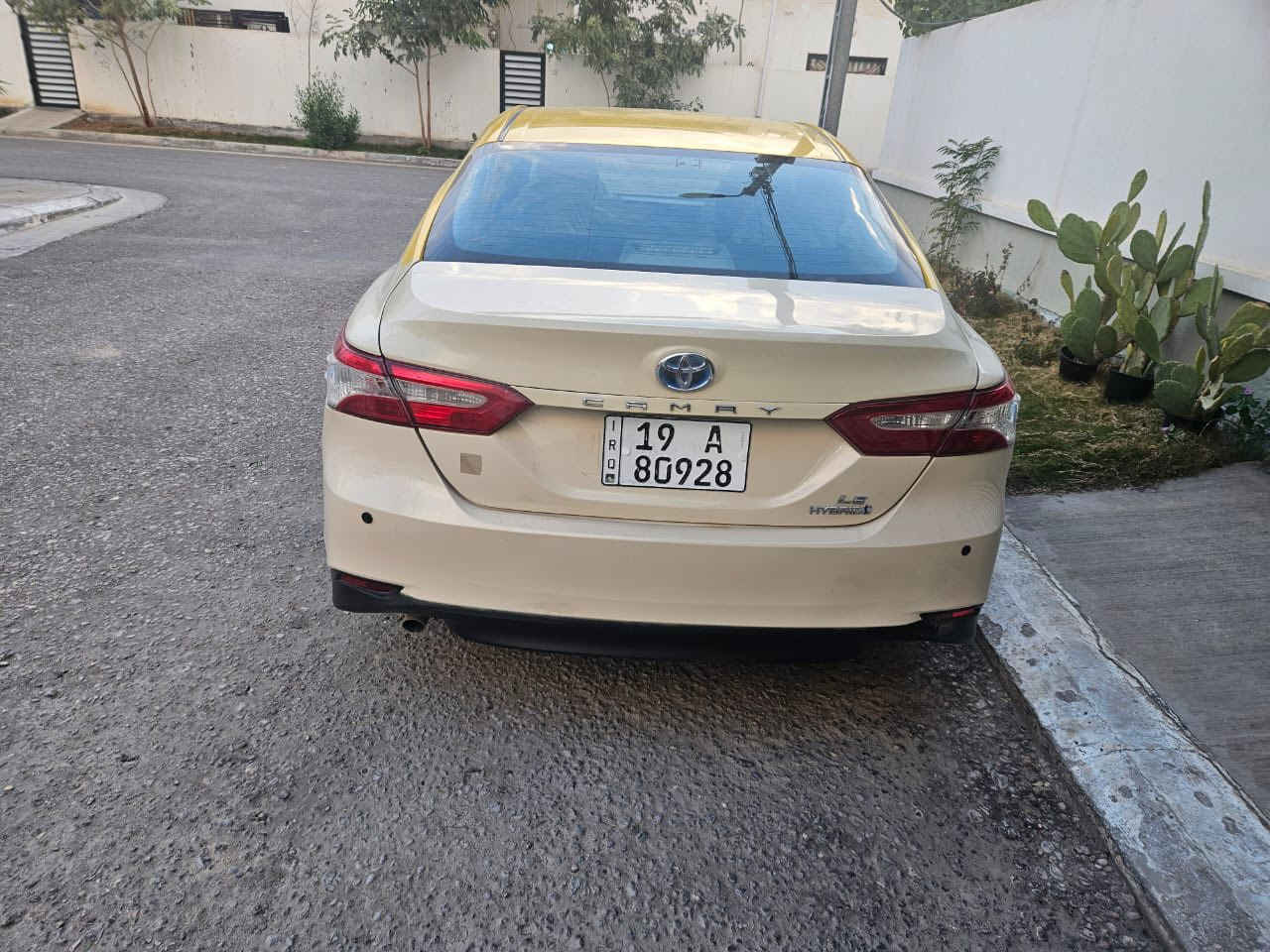 كامري تكسي دبي 2023  اصل
ضربة جاملغ خلفي طرف الايمن 

السعر 155 وبيها مجال 

المكان كربلاء  

*********** لتواصل
