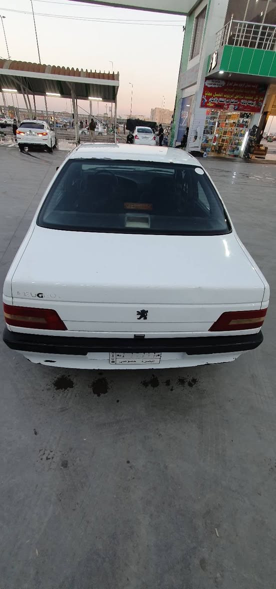 السلام عليكم بيجو 405 مكفولة من ضربة وتبديل وصبغ  مكينه وكير جدد تخم تاير كهربائيات كلشي شغال من طول لطول لاتخابرني تكلي شبيها مابيها سياره كفالة عامه من كلشي غرفة جديده سياره جاهزه على اخر حباية سعرها 44 ورقة مكاني بلبصره بلقبلة سنوية الى 2027 تحويل شوكت ماتحب للاستفسار ***********
