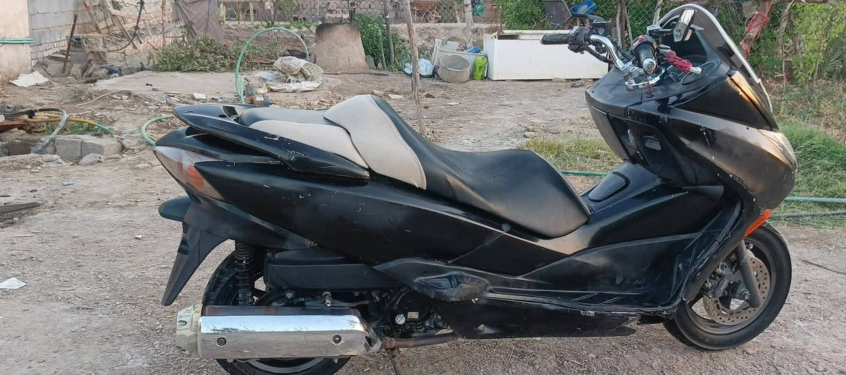 فورزه 010 جهازه بكل وقت لايت زنون دراجه  دبلات محرك ناعم سعر 750 مكاني ناصريه قضاء الدوايه ***********
