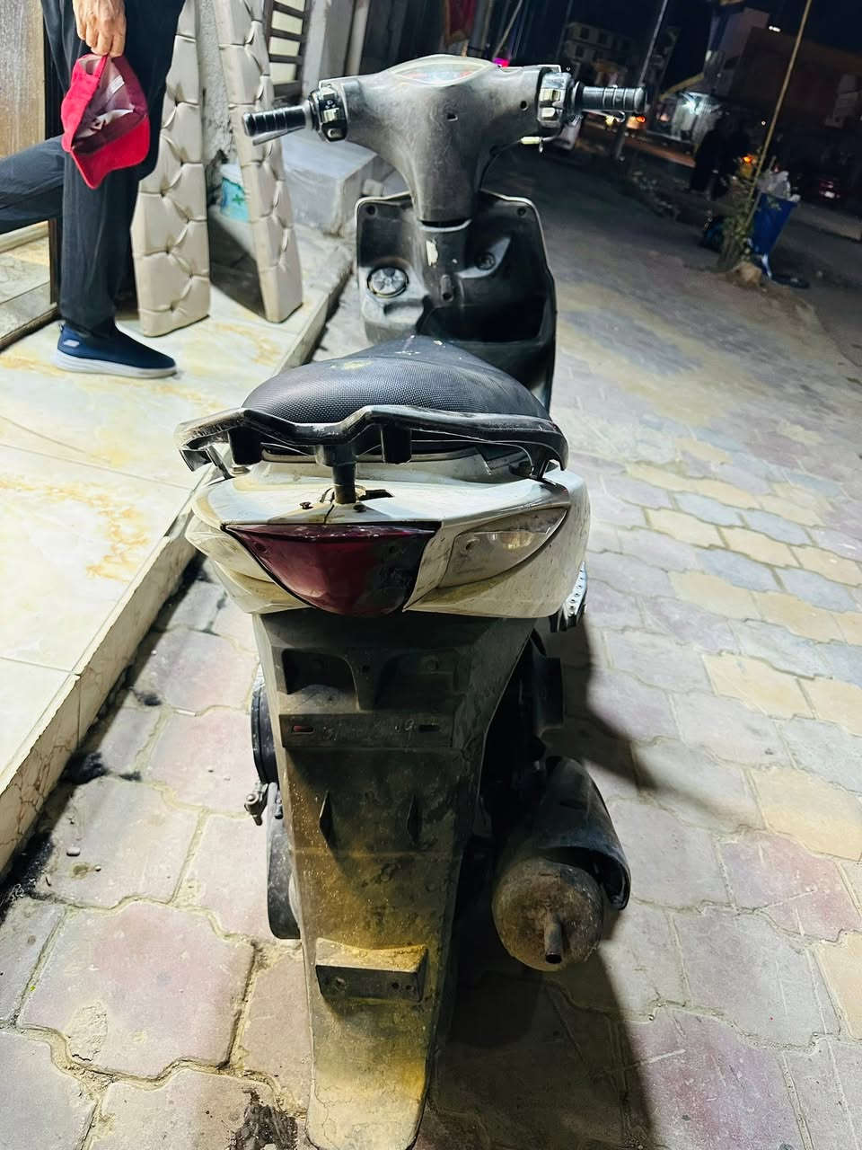دراجة ماكس ثعلب مجفته وهسه بيها تبخير 
وتحتاج تبديل كفرات 
الباقي شغال
السعر 250 وبيها مجال
العنوان الناصريه الصالحيه شارع العروبه


**إذا كنت صاحب هذا الإعلان وتريد حذفه لأي سبب، رجاءا أرسل رسالة إلى الدعم الفني**