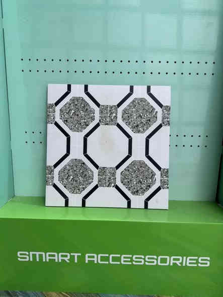 تدور على جمال ؟على ألوان ؟على الذوق الراقي ؟كله موجود بمكان واحد …مجمع بركات إلحسنين للسيراميك 
📍كربلاء-شارع الحر /مقابل إعداديه الصناعه 
قياس :40*40
منشأ :أيراني 
💰السعر 6000 دينار 
تشكيله واسعه …ألوان راقيه وجود تثق بيها 
📞للاستفسار والطلب 
***********
***********
***********
باداره ابوفاطمه البرغوثي
