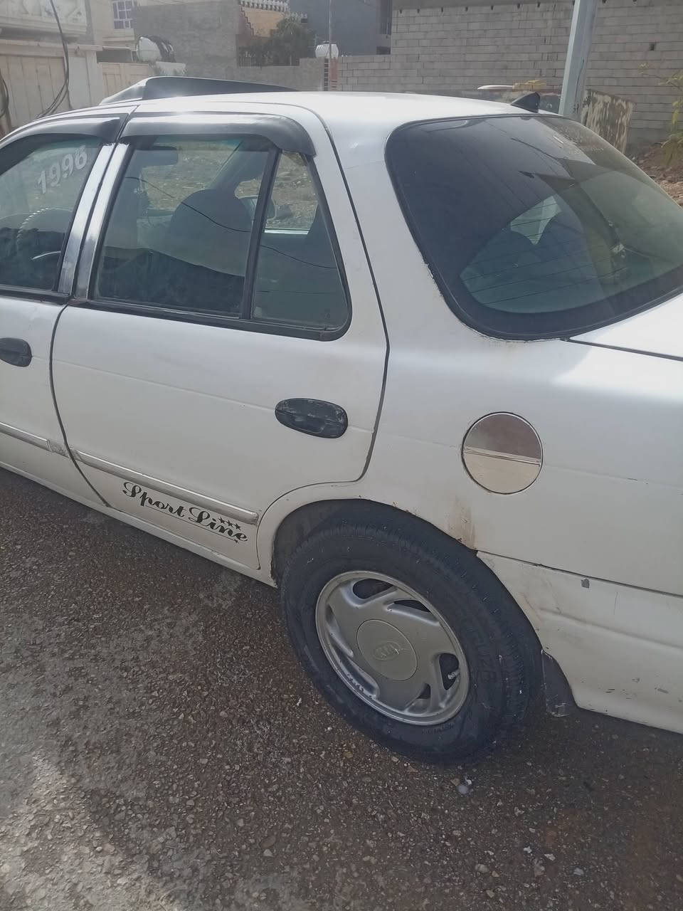 السلام عليكم
سيفيه موديل 1996 رقم انكليزي مشروع وطني
كير ومكينه خير من الله مكفولات صدر امامي خلفي
كهربائيات شغاله كلها مكينة بشرط التحويل
سياره مال جناي مكان السياره ديالى بلدروز
35 وبيها مجال الرقم ***********
