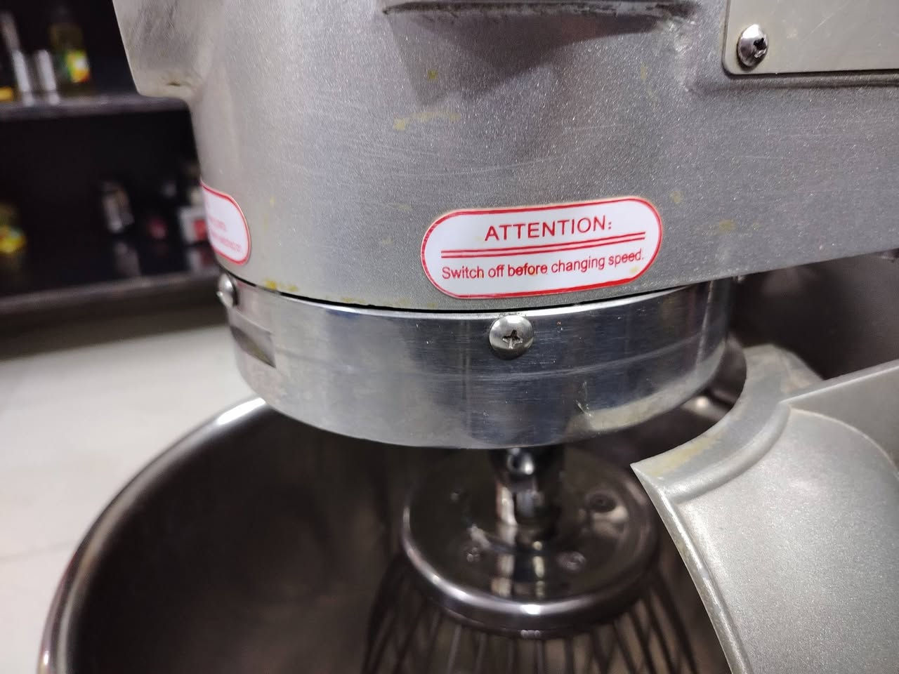 خلاط كيك  صناعي 30 لتر
يشتغل عجانه بيتزا وعجين ثقيل (مخابز)
وزن الجهاز 80 كيلو
جديد جدآ استخدام حيل قليل
موديل food mixer امتياز ايطالي
3 سرعات +نضام سيفتي (امان)
كل ملحقاته موجوده
عنواني بغداد البنوك 
بسعر مناسب جدآ
***********
