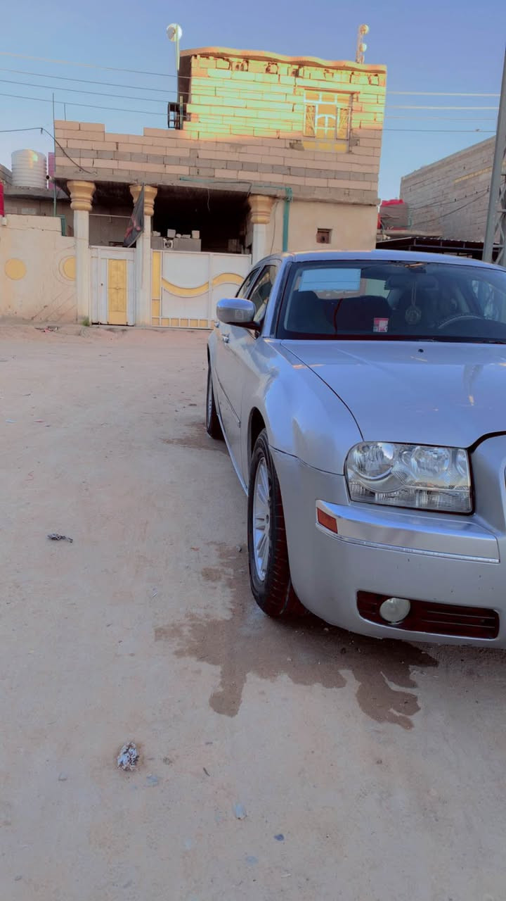 سلام عليكم 
اوبامه البيع 
سياره وارد كندي
مكفوله ماعده الهلالات الخلفيه معمرهن
فول مواصفات عده الفتحه
مكينه3500 اصل 
(٤)جوكات
تبريد +تتدفئه كله شغال
كامره دواره شاشاه
رقم بغداد دولي بسمي سياره
هزه جديده سياره جاهزه من كلشي 
سعر (122)
وين مايعجبك ترايها سياره مال بيت ستخدام شخصي 
مكان سياره بصره (ام قصر)
وباقي تفاصيل رقم (***********) الزبير, البصرة
