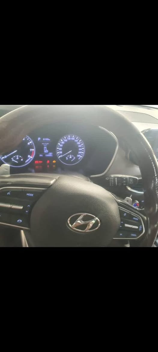 سياره سنتافي موديل ٢٠ باسمي سنويه خمس سنوات خليجي مكفوله السعر ٢٢٥  رقم بغداد تحويل في نفس اليوم تلفون     ***********
