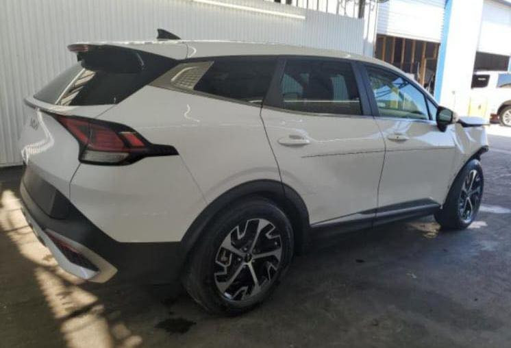 *كيـــــا سبــورتج موديـ2024ـل*
*السعر138$مصلح واصل للميناء*
ترهم حره ترهم شهداء
***********
