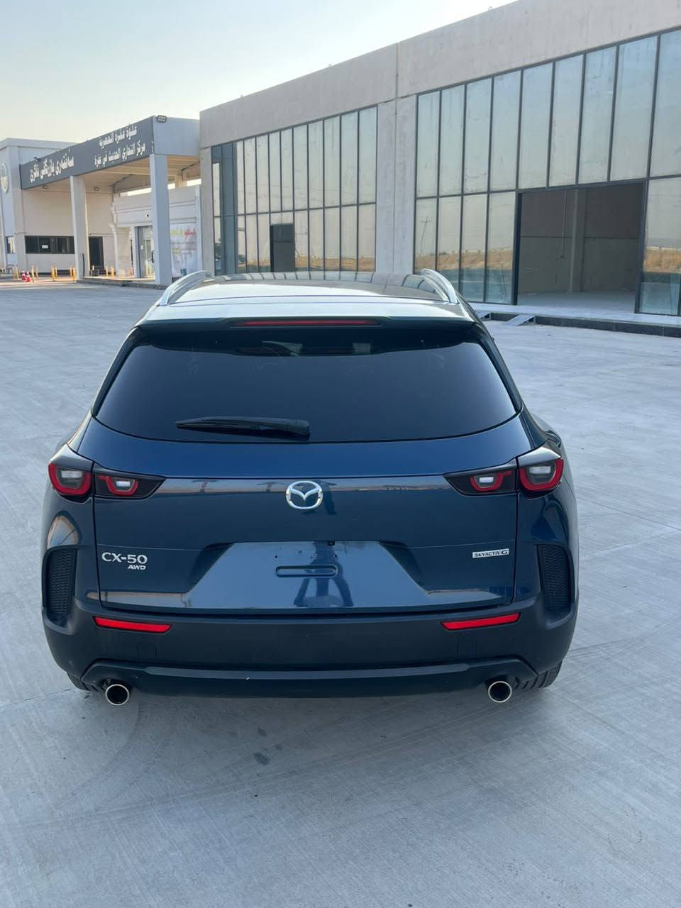mazda cx50 select sport 2025 
ماوەی ڕۆشتن 12 هەزار مایل 
کاتی 3 مانگی لەگەڵە 
بۆیاغ یەک پارچە بێ ناو گرتن ئەو پارچەشی لەبەر جوانی بۆیاغ کراوە چونکە سێ قۆپی لێ هەبوو 
هەموو شتێکی بیلادیە 
هیچ ئێرباگی نەتەقیوە 
نیو کوشن جلد کامێرا شاشە 
ڕاداری ئاوێنە خەتی جادە 
تەبرید مەرکەزی سێ مۆدی لێخوڕین 
تەحەکومی سەر سوکان 
لایت لید و لایت زینون 
ئۆتۆ هۆڵد و ئۆتۆ ستۆپ 
سەیارەیەکی زۆر جوان و پاکە بێ چاڵ و شوختە 
نرخیشی خوار هەموو بازارە ....

نرخ 183 و  مەجالی برایانە 

***********
