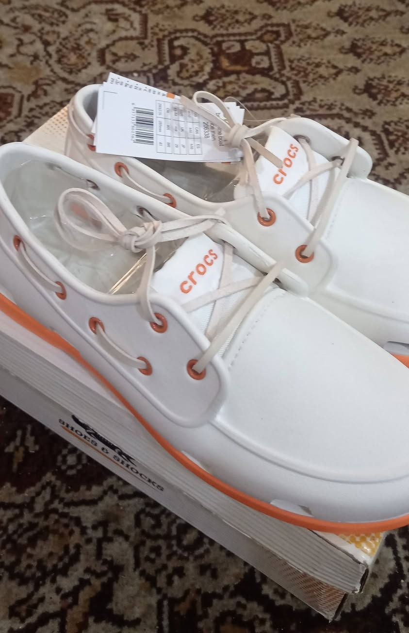 قياس 43 Crocs وكاله ممكن يلبس 43 ونص جديد مامستخدم بالليبل
لا يوجد توصيل للاستفسار خاص مكاني شارع فلسطين بالقرب من الأسواق المركزيه القديمه ركن شارع مسرح الخيمه السعر 50 الف


**إذا كنت صاحب هذا الإعلان وتريد حذفه لأي سبب، رجاءا أرسل رسالة إلى الدعم الفني**