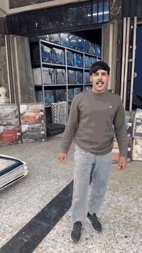 اكثر واحد يشارك المقطع بل كروبات يجي يسوك من المحل 50الف  ستغلو هاذ ال...