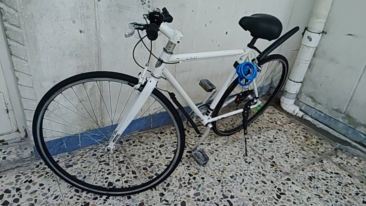 سلام و عليكم شباب
للبيع بايك نوع c700 حجم 28 رحال
ماركه weekend BIKE
معدن المنيوم خفيف الوزن جدا
صناعه ياباني
على مكينه شميانو تورني بايسكل نضيف مال باله كلش حلو بالسياقه و بالمسافات الطويله مريح و خفيف
ملاحظة ( البايسكل متروك وال الجوابة مالتة مشكوكة ناقصة بس ثنين جوابة )
مكاني بغداد الكاظمية
السعر 85 وبي مجال بسيط


**إذا كنت صاحب هذا الإعلان وتريد حذفه لأي سبب، رجاءا أرسل رسالة إلى الدعم الفني**
