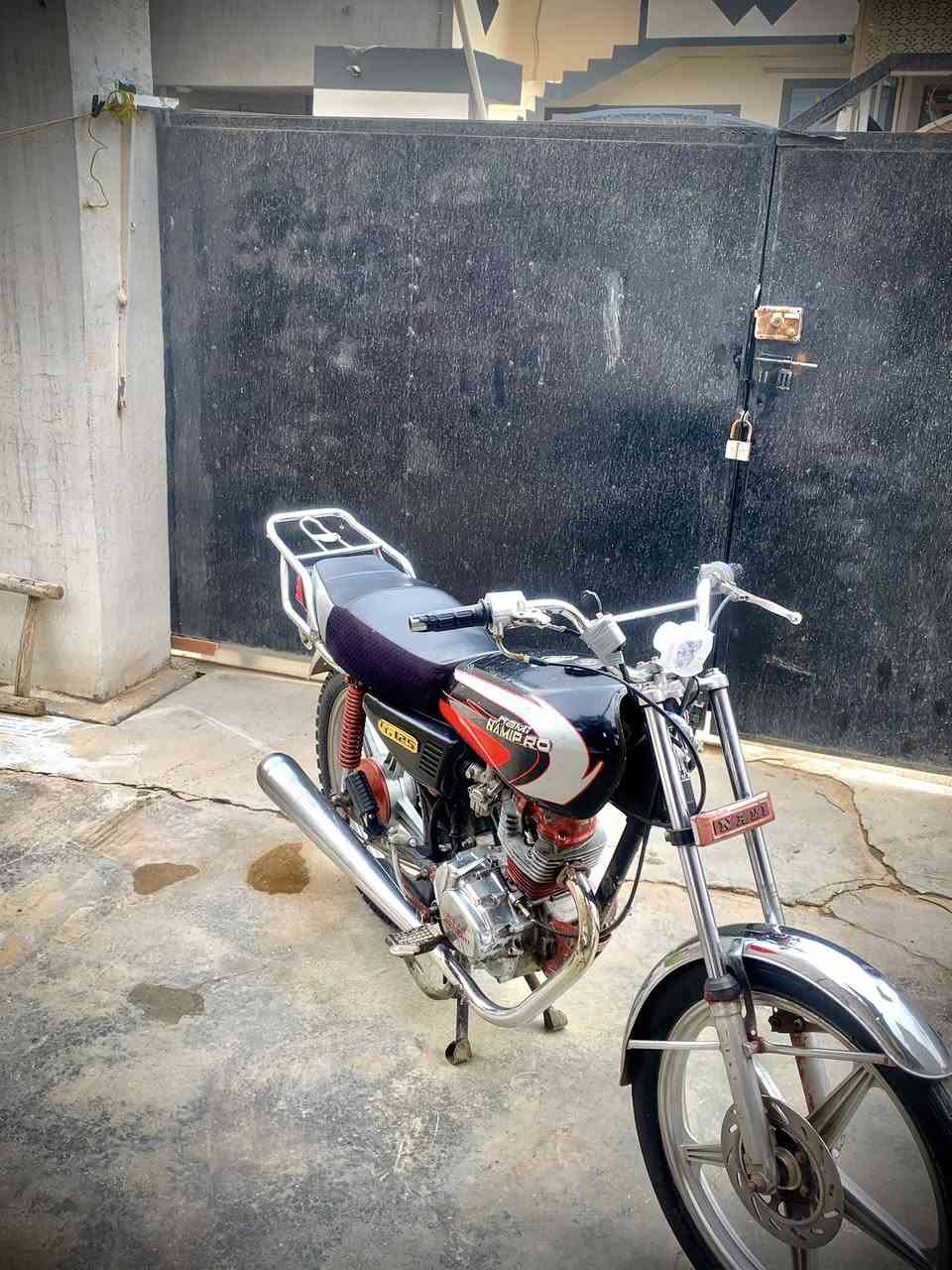 ماطور روبار 2017 بشرط محرك لا صرف ولا بخار  ابشرط كهربايته شغال لايت بكلايت يشتغل اربع كير ماطور اي عيب مابي مكاني كركوك قادسي ثاني رقم ***********
