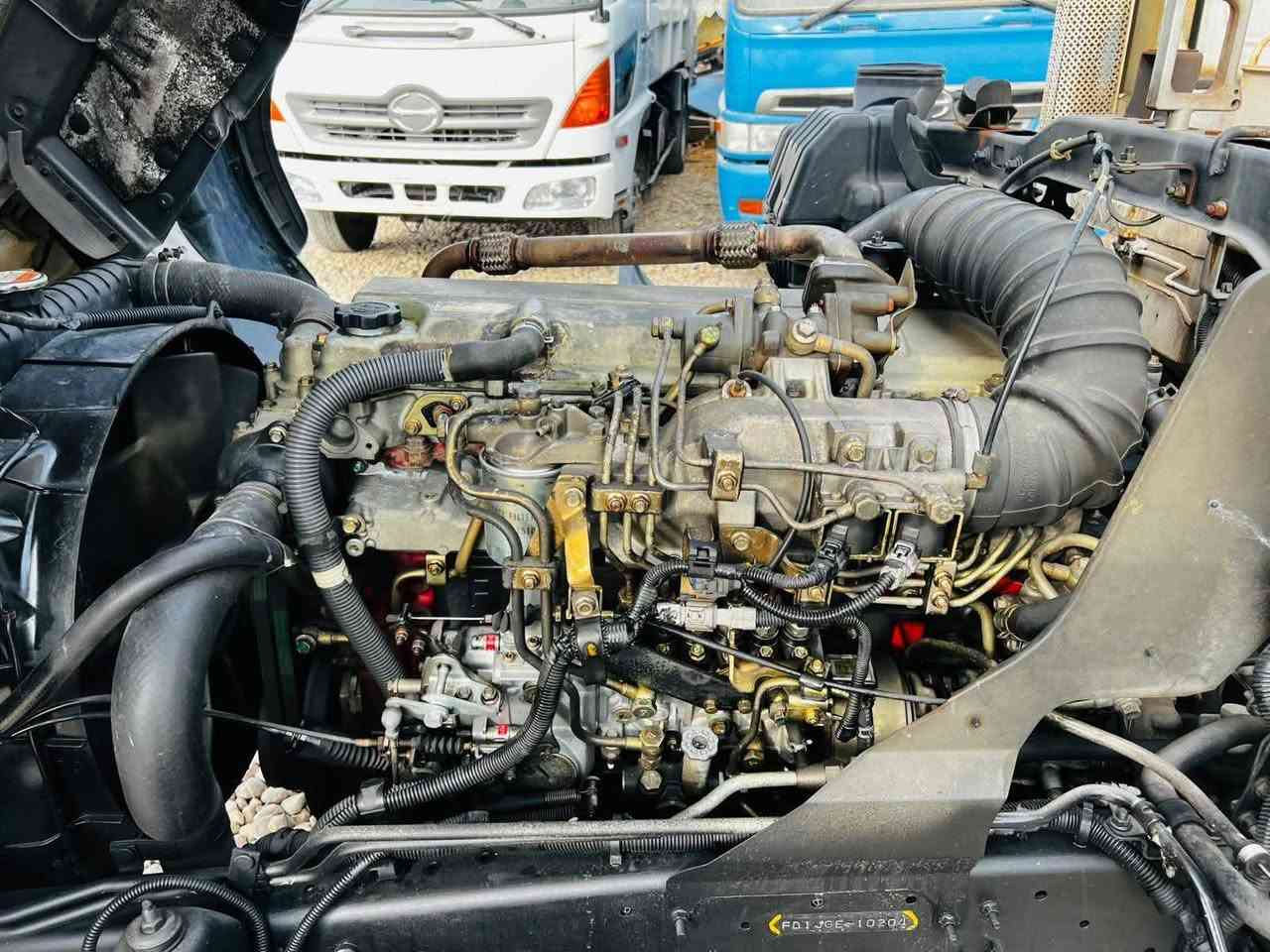 السلام عليكم هينو شيطان كبسه 8 ونص مكعب مكينه 6 سلندر 80 فول عادي مامشتغله ابد بعدهة جديدة تبريد شغال جهاز تفصال جديد ***********
