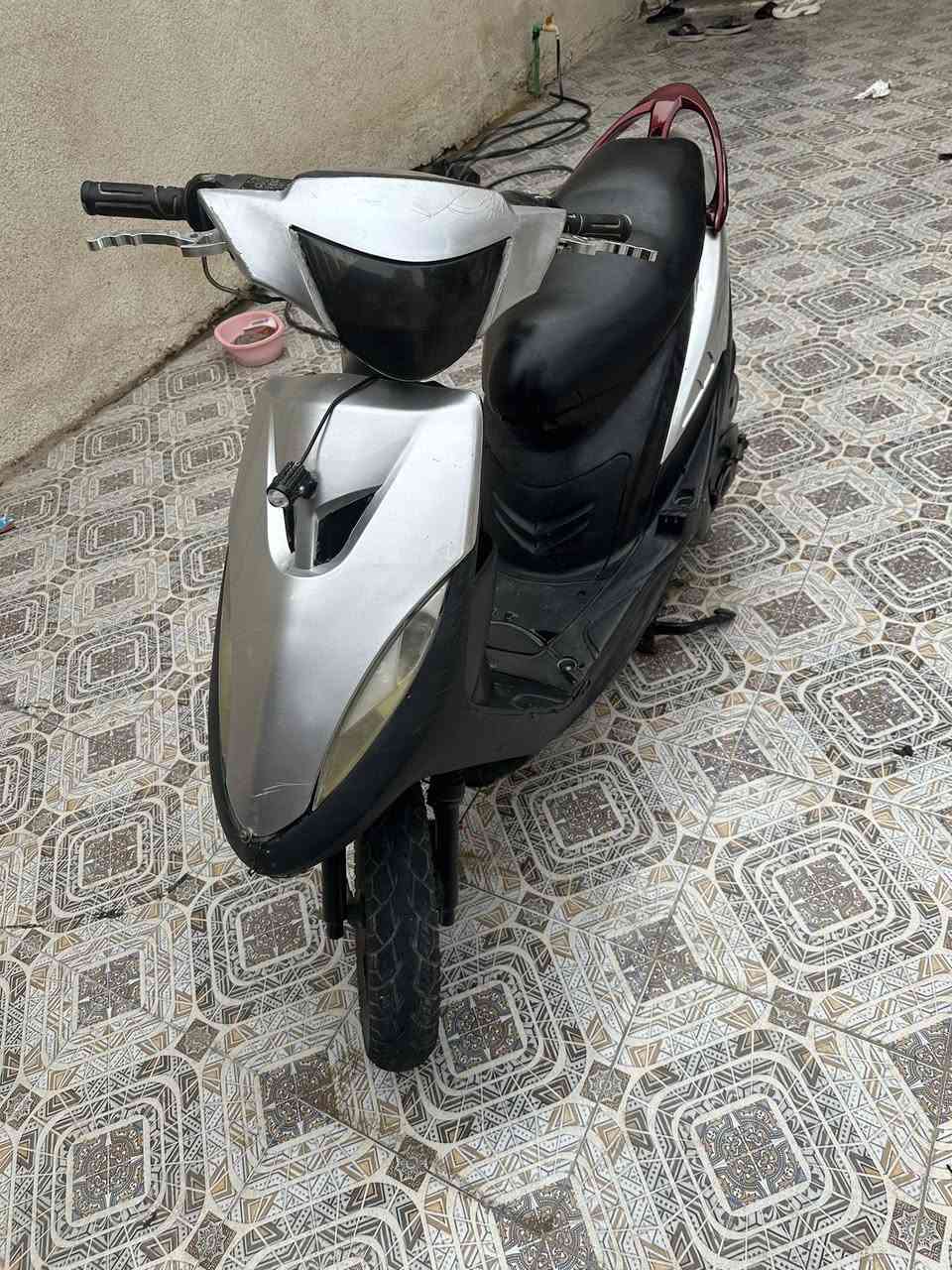 السلام عليكم ماكس عدله للبيع نكره سلف هندر نقصها فقط لايت خلفي شرط شلعه معدل السعر 300 وبيه مجال ***********
