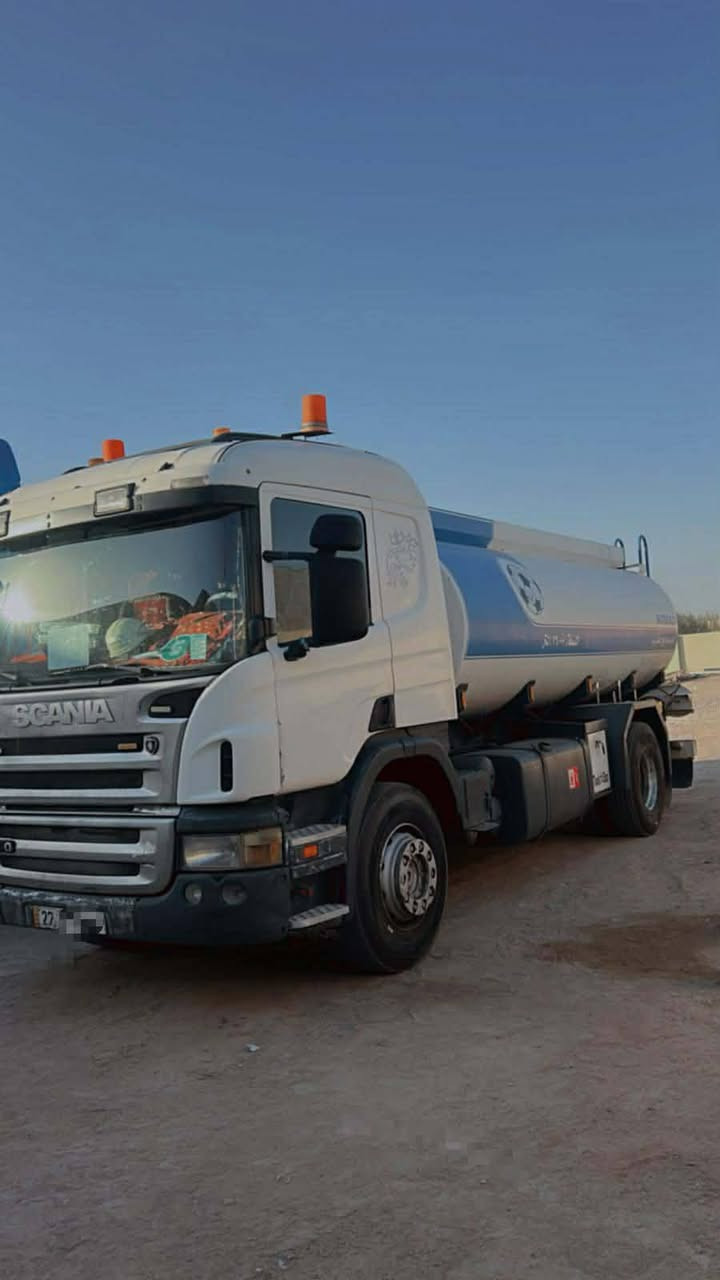 سلام عليكم سكانيا دنكر هايدروفاك (صاروخيه)
للبيع مديل 2005سياره جاهزه رقم اربيل بسمي تخم تاير محرك 5 نجكتر كير 4*4 شاصي بلاد سياره جاهزه شهايد+ دخوليه فول سيفتي سعر 350
الاستفسار***********
