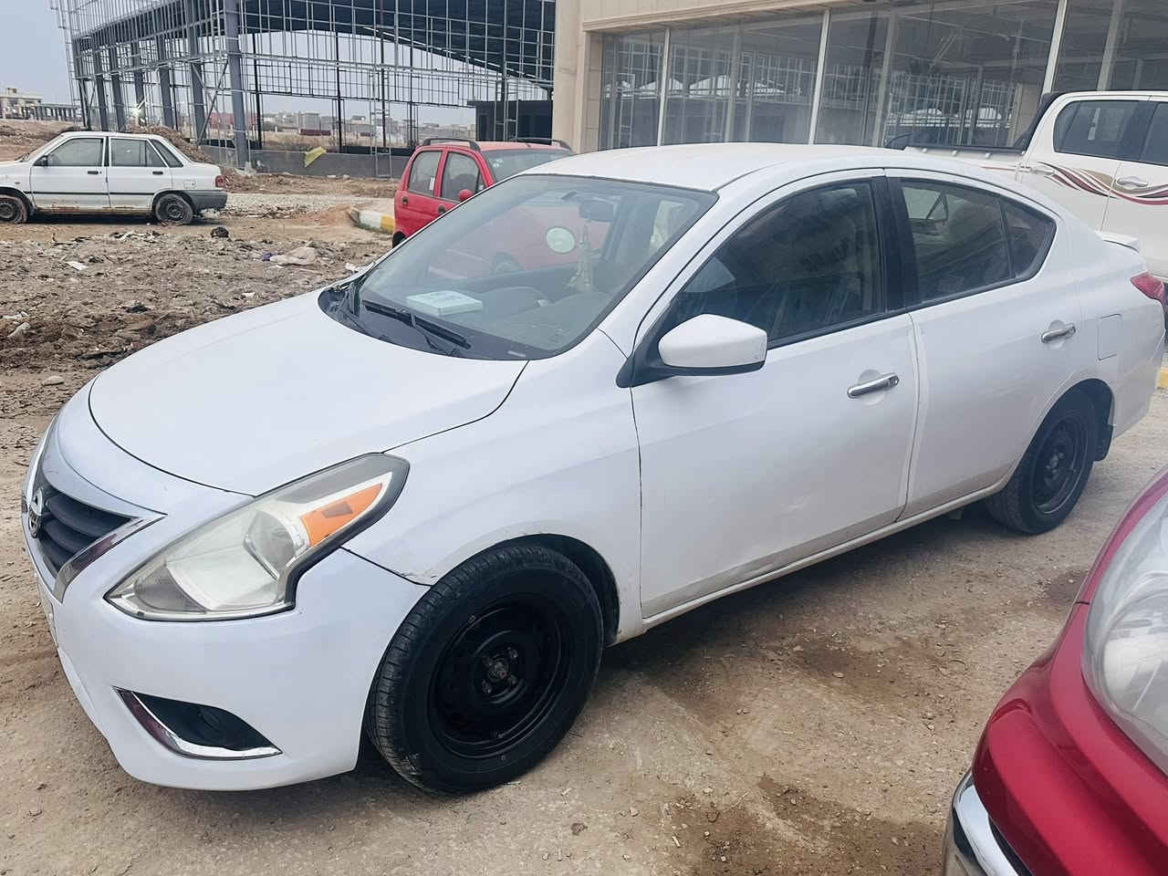 سني فيرسا موديل 2015
وارد امريكي تبريد تدفئة 
رقم واسط تحويل ثاني يوم 
مكاني واسط 
***********
السعر75وبيهة مجال
