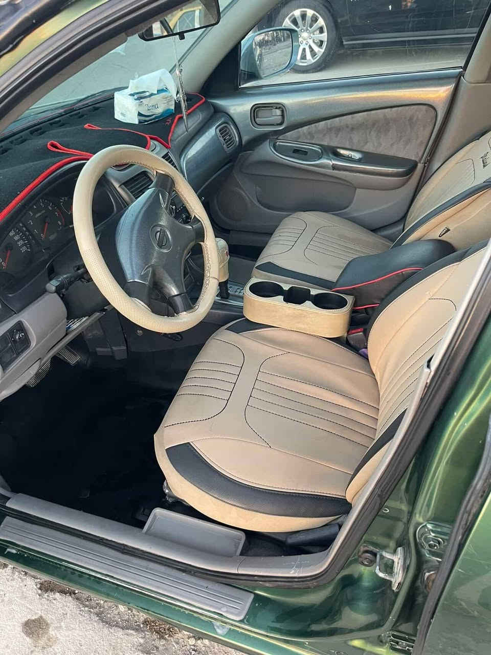 نيسن سني يبني بلد يسره سيرمابيه ضربه تبريد ثلج بيه جملغ بي رصع بصيطه سيره بلديه ما بي صبغ *********** بغداد, العراق
