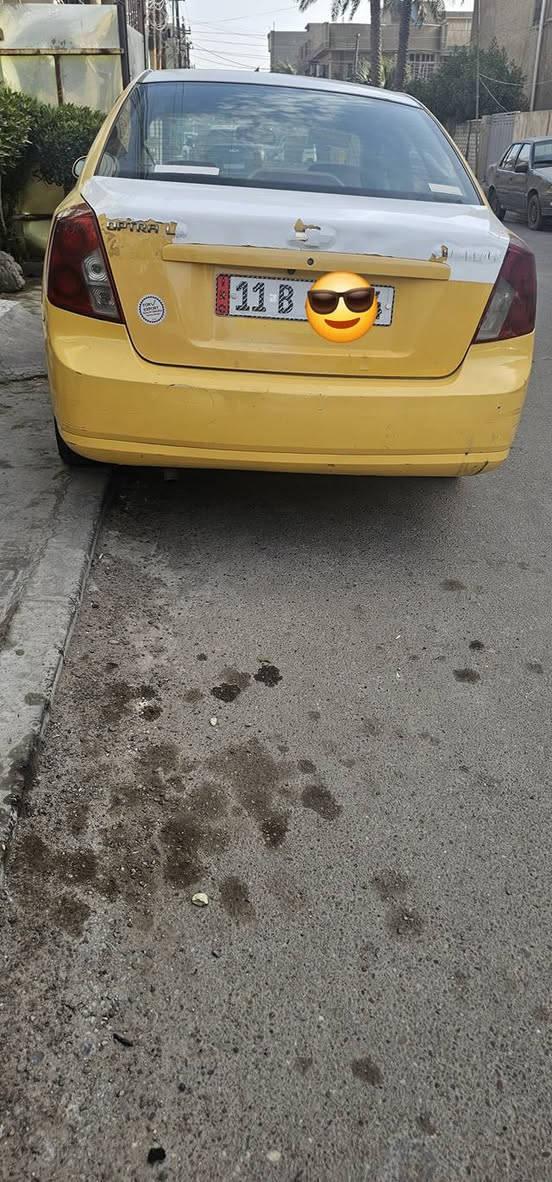 سلام عليكم مرخصه ادمن أوبترة للبيع موديل ٢٠١١ مابيهة نواقص حرة بسمي بيهة خشم جاملغ او بنيد مضروب ومعمر كفالة كير او مكينة صدرها نص عمر سعر ٦٠ او بيها مجال بسيط رقم 
*********** عنوان بغداد جديدة
