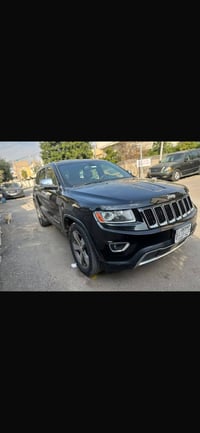 جيب لاريدو 2014 لمتد ماشية 100 الف 3 قطع صبغ سيارة فول مواصفات محرك ثم...