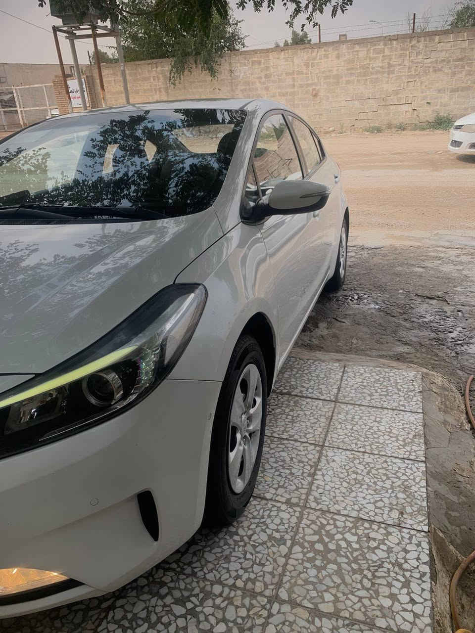 سلام عليكم سيراتو ٢٠١٧تريد تحويل تريد وكاله كير مكينه حدايده فول تبريد ثلج ❄
ملاحظه سياره بيهه بارد بصيط 
السعر ١٢٨ وبيهه مجال 
مكان نجف قريت الغدير 
*********** فقط انتصال وتساب مجود
