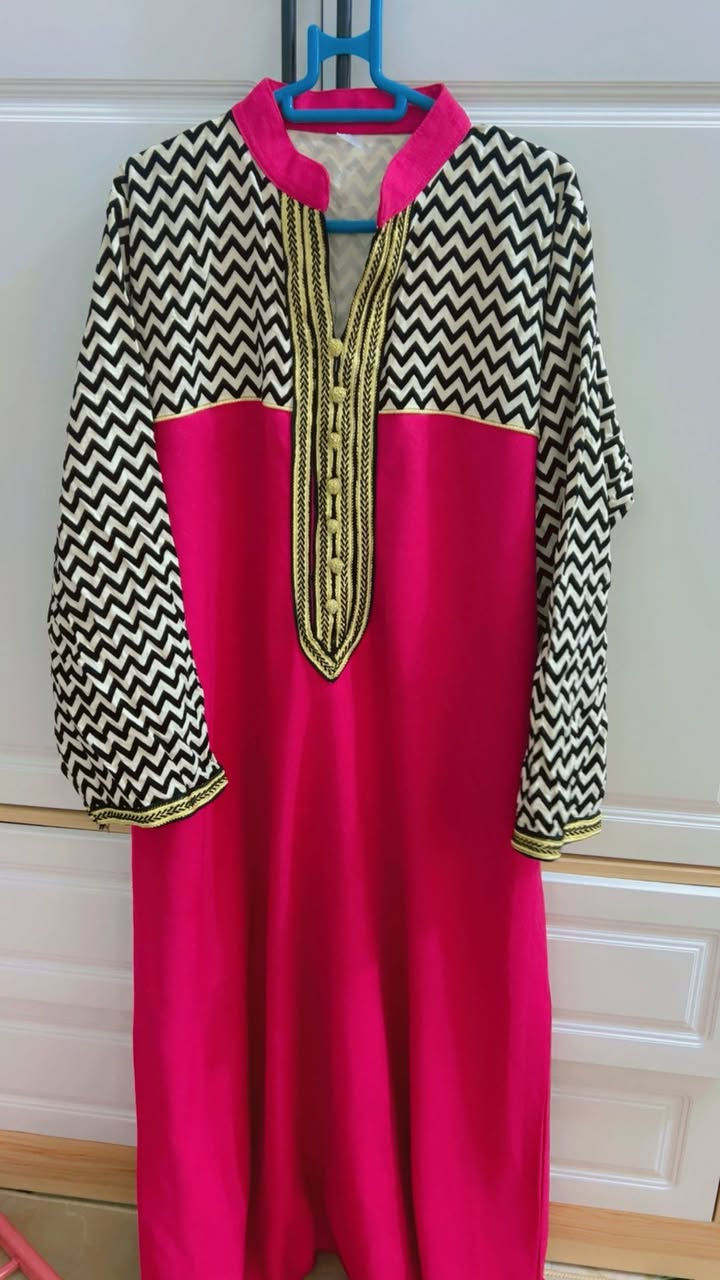 هلو بنات 
اخر قطعتين كلبيات 
باله كويتي مغسول ومكوي ❤️ 
فول نظافة


**إذا كنت صاحب هذا الإعلان وتريد حذفه لأي سبب، رجاءا أرسل رسالة إلى الدعم الفني**