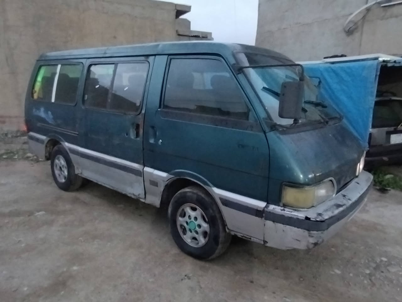 للبيع – كيا بستا 1994
رقم نينوى ✔️
بيع تحويل ✔️ هيئة وغرامات مرورية علية 
السيارة مرتبة وجاهزة للاستخدام اليومي
🔧 محرك ما بيه مشاكل
⚙️ گير بحالة جيدة 
 شاصي بحالة ممتازة
🚘 تواير فوق النص بورشغال
🔌 كهربائيات بحالة جيدة
📍 الموقع: موصل – الجانب الأيسر
سيارة عملية وماتصرف شي عليها وتخدمك شغل وبيت 👍
💰 السعر مناسب وقابل للتفاوض 
📞 للتواصل خاص أو اتصال: (*********** - ***********)
