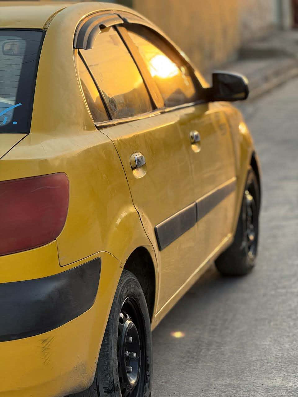 كيا ريو
٢٠٠٨
رقم نجف باسمي مشروع وطني تتحول بالموصل 
فول عادي بس كير توماتيك

كابون بنزين 
مكينه ١٦
بدون ضرر ضبرتها راس الشاصي بالراسطه الماسكه الساصي بس ماواصل داخل
مصفره هيئة وغرامات 
السعر ٧٥ وبي مجال 
***********
