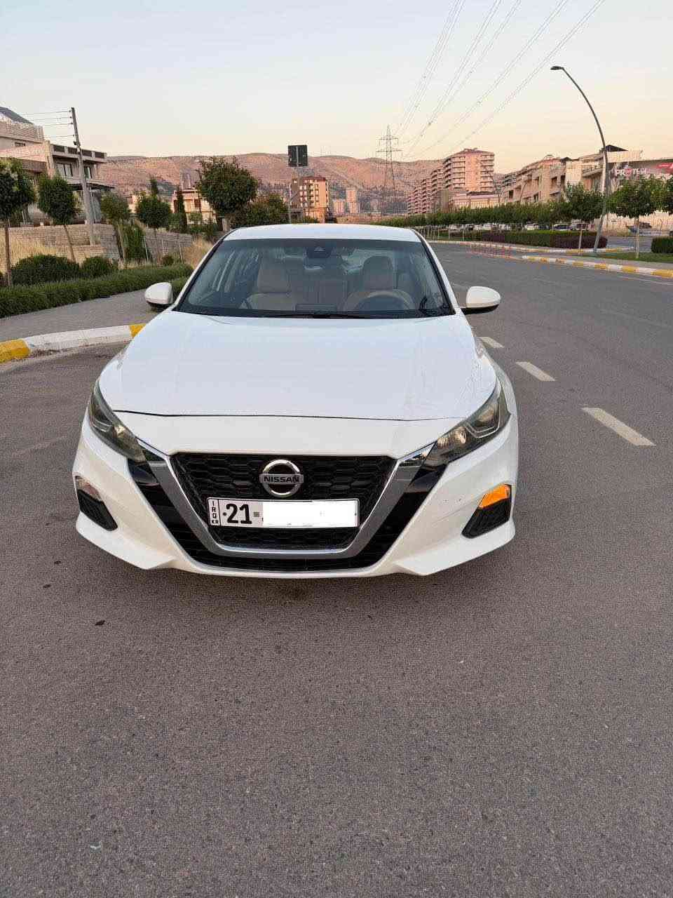 NISSAN ALTIMA S 2021 
 
‎گێڕو مەکینە و كارەبای  هەموو شتێکی بەشەرت 
  بۆنیت بۆیاخە  نيو شانەكي  بۆیاخی هەیە
سەقفەکەی pdr کراوە بۆ چاڵ و تەرزەی هەیە درگای سەکن ساردی هەیە … ناو گرتن بەشەرت شانسی و بەتانەی نەگرتوە ارباگ سیستەمە
‎سەنەوەی تازەیە
‎مکینە  ٤  بستۆن   حجم  25  
‎  106  كم    حقیقی ڕۆشتوە

   1N4BL4BV1MN356228

بصمە بیلادە  , سوکان فولیوم ،حاسەی دواوە ،شاشە تەبرید ،شاش گەورە کامیرا ، تەبرید مركزي  ،  
ئاوێنە كارەبايي  ، بلاجیکتۆر
 
*********** السليمانية, العراق
