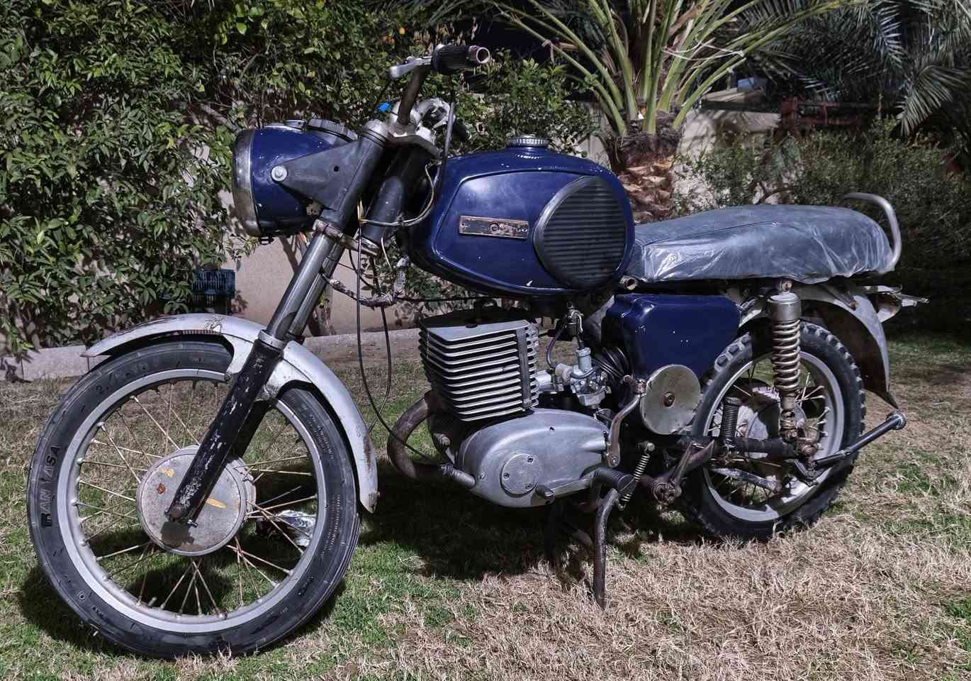 سلام عليكم 81 للبيع نضيف ونصبته حلوة  مال تعمير يراد له شغلات بسيطه السعر 600 للاتصال ***********
