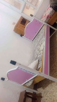 تخت اطفال  مع دوشك ضغط عالي  بيع مستعجل 07701667265