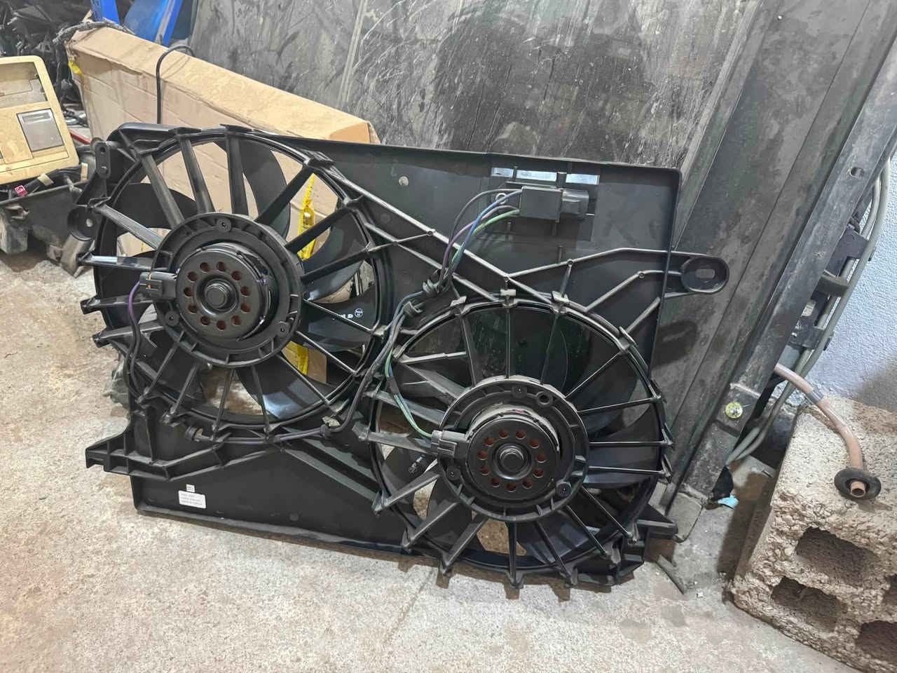 مروحه SRT تايوان مال امريكا اجت بالكصه حاويه جديده كلش كارتون شرط الفحص سعرها 225 الف واسط قضاء الحي ***********الجميع
