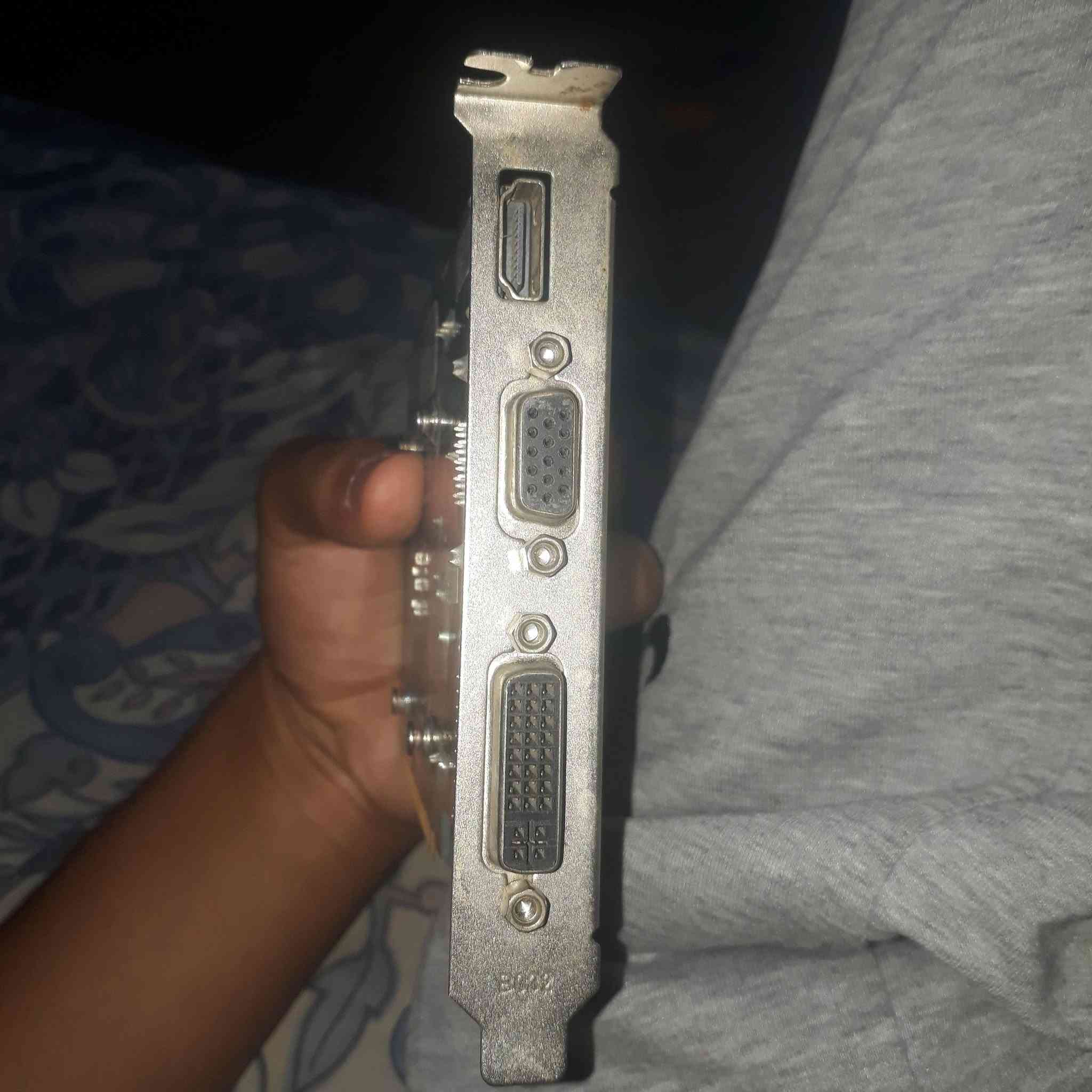 كرت شاشة GT730 4كيكة DDR3 شتريتة 55 لف هسة عندي دراسة فاريد بيعة 45 قفل اي استفسار تعال خاص


**إذا كنت صاحب هذا الإعلان وتريد حذفه لأي سبب، رجاءا أرسل رسالة إلى الدعم الفني**