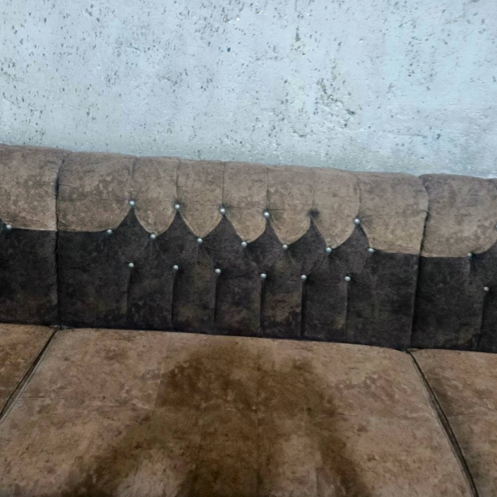 بغداد الحسينية الراشدية، بالنسبة للتخم مابي أي نقص أو عيب يتكون من ٦مقاعد كما موضح في الصور