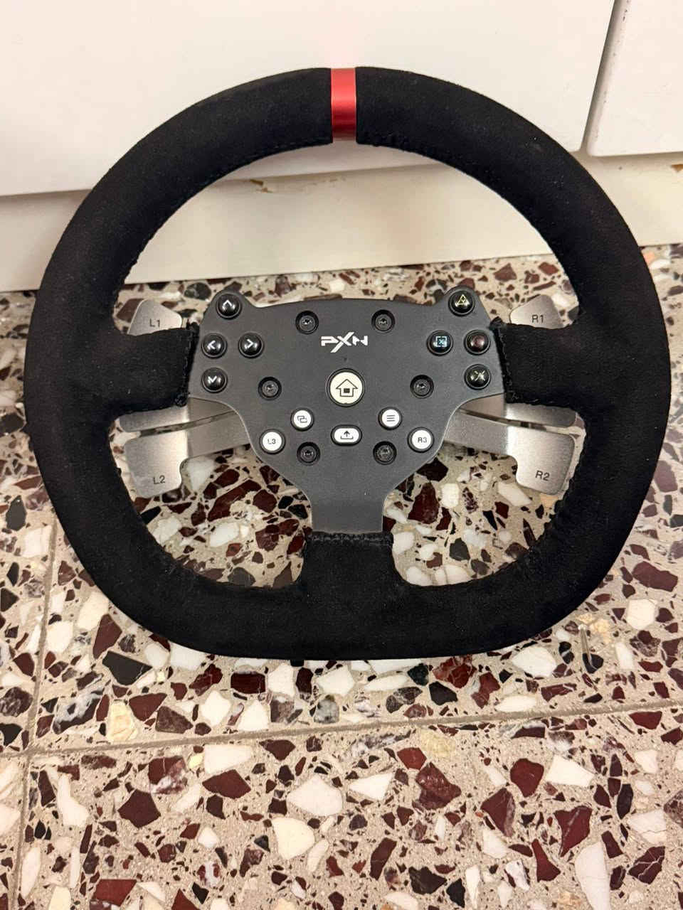 السلام عليكم اخوان دركسون v10 للبيع الدركسون أخو الجديد نظيف كلش شخط واحد ما بيه استعمال  رايده ب200 وبي مجال قليل كلش مكاني واسط العزيزية وعندي توصيل للاستفسار خاص او واتساب على الرقم ***********
