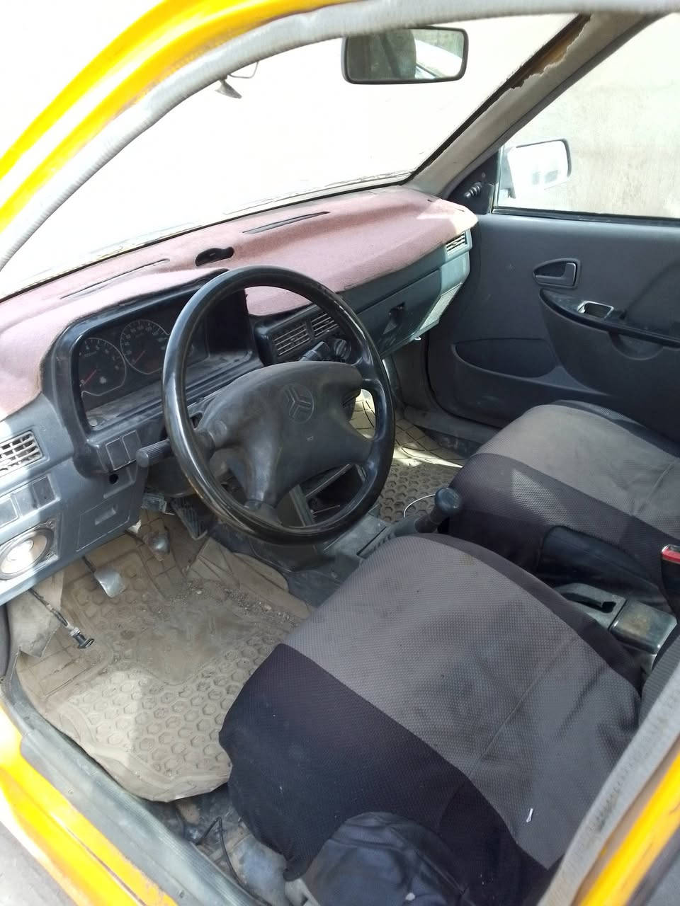 سلام عليكم سيارة للبيع شغاله سنويه البارحة ضاعت اتكفل عشاير رقم بغداد مكاني بلديات السعر 12ورقه وبيهه مجال ***********
