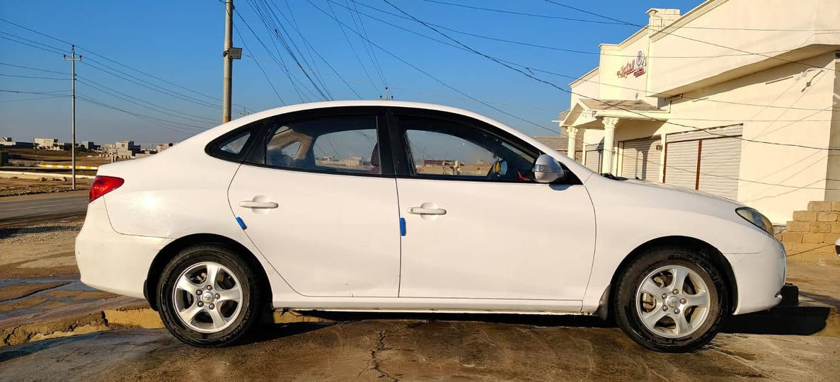 الانتره 2011 بدون صبغ بدون حادث فقط مكانين بارد بسمنه سنويه وارقام وهزه كلو جديد تدفىه تبريد كهربائيات كلو شغال صدر امامي خلفي طخم تاير كلو جديد السعر 122وبيها مجال للطيبين 
*********** والخاص مفتوح
