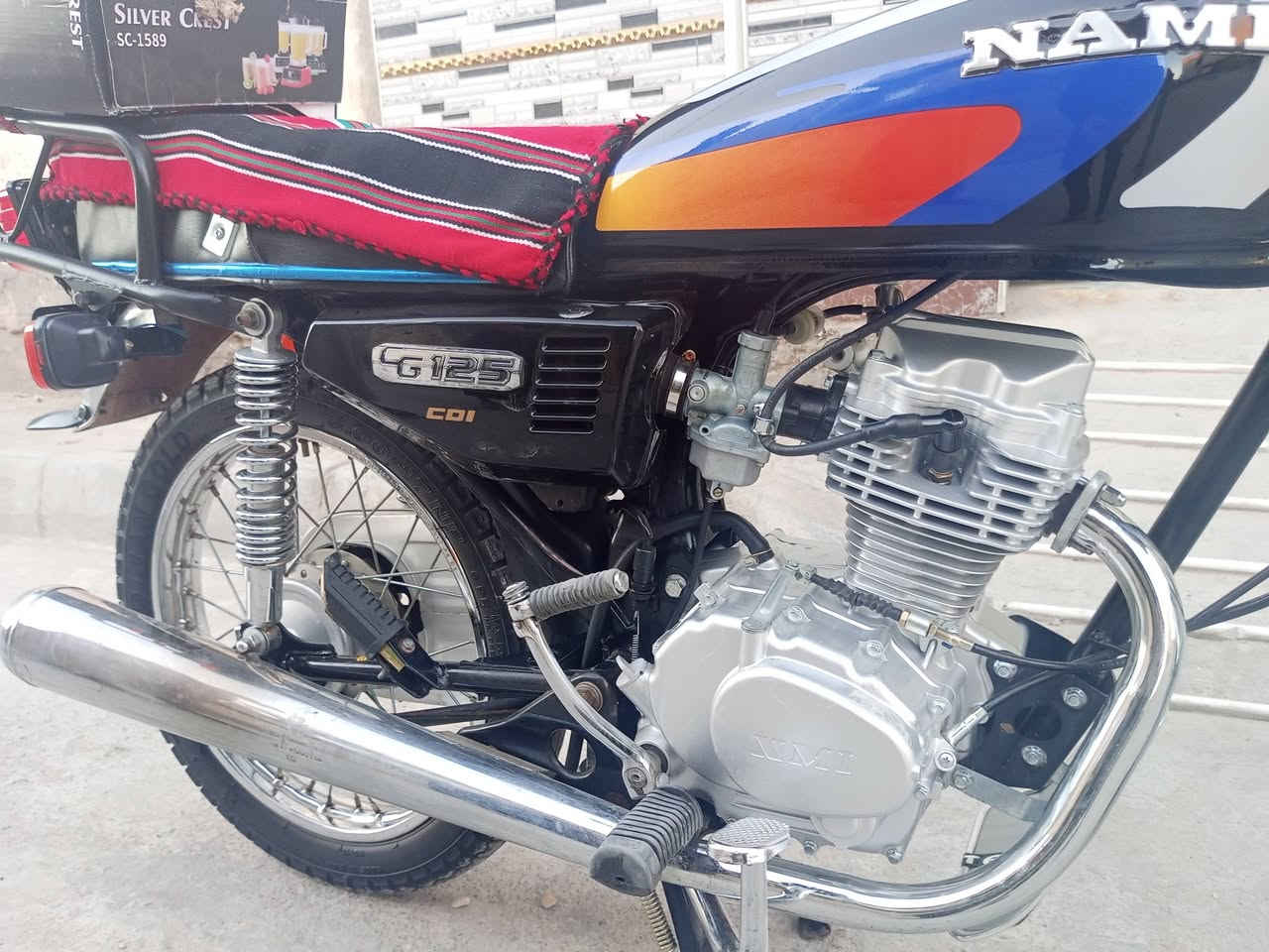 السلام عليكم دراجة ايرانية بدون اوراق الاتصال على الرقم الاتي *********** السعر850وبيهة مجال مكلف بل نشر الدراجة انضف من الصورة
