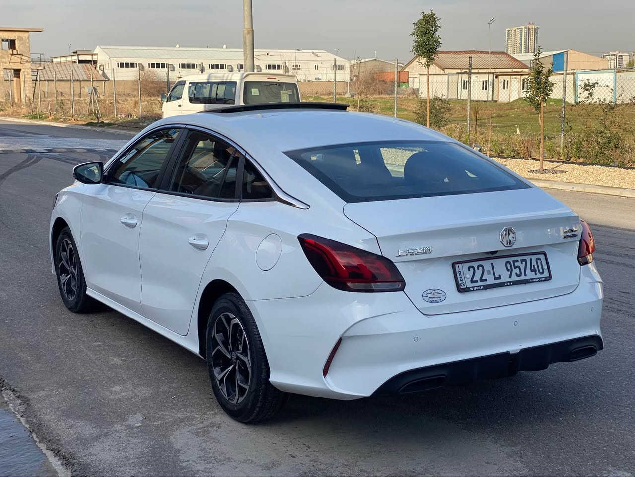 MG GTمواصفات خليجى
مؤديل
2024
موبايل 
*********** 
ته نها  26 هه زار رؤيشتووه 

فول فول مواصفات

سبوغ ته نك 
هيج هيجي نييه لؤكه
ناو سور بيلادي 
سلايت 
بصمة 🫆 
شاشه گه وره 

گيچ الكترونى 

كوشن جلد 

لايت ليد و زينون 

بگ لايت ليد 

سوكان ڤوليوم 

تعديل سرعة  

ويل كروم 

كاميرا 

ئاوينه إشاره ت 

بريك بصمة 🫆 

أوتو هؤلد 

كامل جوانكارى كراوه 

شوين هه ولير 

سعر قفل قفل 114$ 
به ناو  خؤمه له هه وليرم أربيل, العراق
