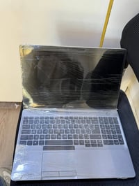 Latitude 5511 • i7 الجيل العاشر • MX250 4GB