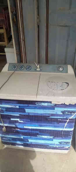 السلام عليكم ..
يتوفر لدينا مجموعة من الغراض الجديده والمستعمله والبالة من ثلاجة و مجمدة وطباخ وجرابي ومولدات و سنك وصوبات نفطيه وكهربائية ومواد متنوعة اخرىى
الكل شرط الشغل والنظافة             بأسعار مناسبة.. 
حلة / دبلة : مجاور بدالة الاتصالات
***********  /  ***********
