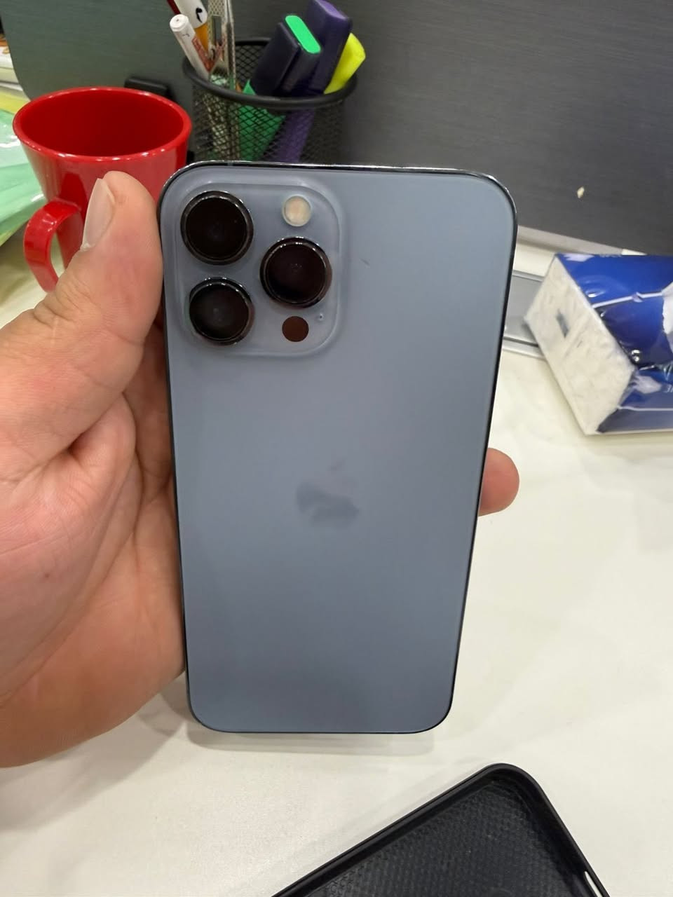 السلام عليكم
ايفون 13 برو ماكس 256  جهاز جديد يخبل كلشي ممبدل بي جهاز نظيف جدا شاشه اصليه بطاريه ٨١  السعر 550 الف 
العنوان بغداد الزعفرانيه 
اي استفسار ***********
