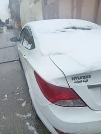 اكسنت ٢٠١٢ خليجي رقم اربيل الدولي بيها قطعتين صبغ وشوي ملاحضات بسيطة م...