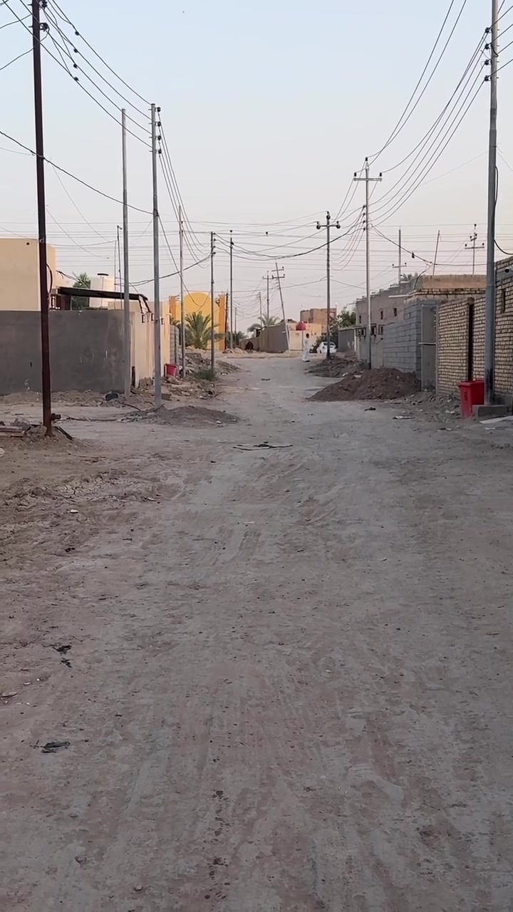 🔴 بيت للبيع مساحة 300 م شارع حسينية مسلم ابن عقيل ع
✅ خامس بيت عن شارع العام السايدين
✅ كافة الخدمات ماء كهرباء مجاري
✅ تفاصيل اكثر داخل الفيديو
🔴 ناصرية_الصخيين_شارع حسينية مسلم ابن عقيل ع
***********
***********

