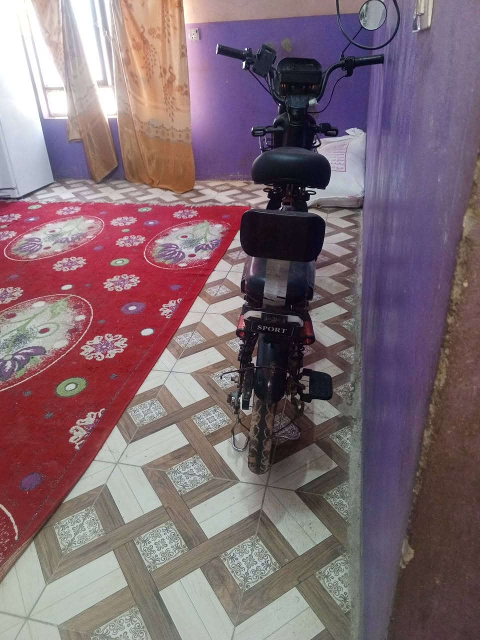 سلام عليكم
عندي دراجه للبيع فول مواصفات بس بيها البريك مكسور، مديل 2024
1بلتوث شغال 
2الشارات شغالات 
3لايت عالي ناصي 
4بطاريات 5
5تجي وياها الشاحنه لشحن البطاريات 
العنوان السماوه قضاء الخضر بل البديري ***********السعر 450
