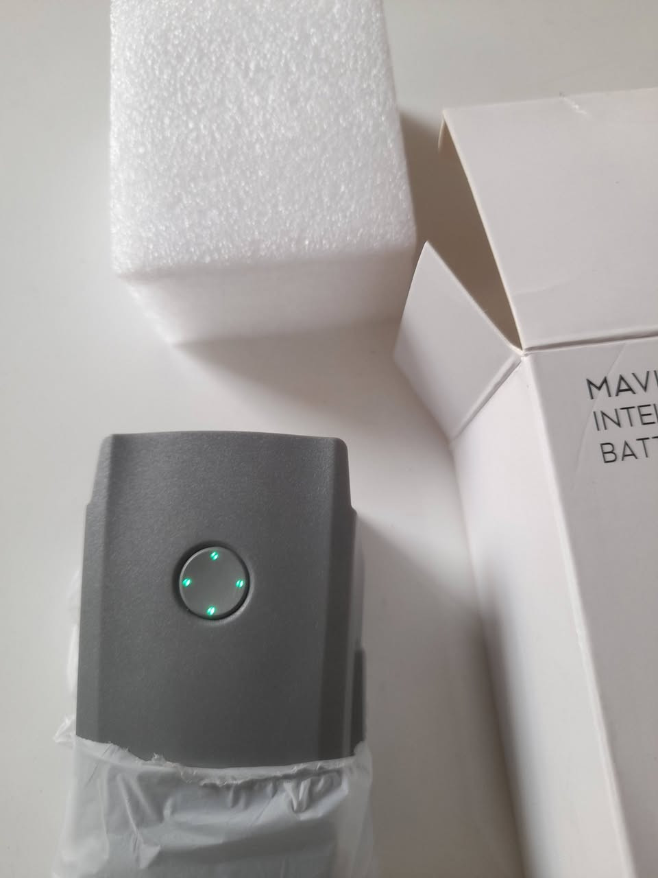 هذه بطارية طيران ذكية لطائرة الدرون DJI Mavic 2.
السعة: 3850 مللي أمبير.
نوع البطارية: ليثيوم بوليمر (LiPo) 4 خلايا.
وقت الطيران: توفر ما يصل إلى 31 دقيقة من وقت الطيران.
الجهد: 15.4 فولت.
المميزات: تحتوي على نظام إدارة بطارية ذكي مدمج للحماية من الشحن الزائد والتفريغ الزائد والدوائر القصيرة.


**إذا كنت صاحب هذا الإعلان وتريد حذفه لأي سبب، رجاءا أرسل رسالة إلى الدعم الفني**