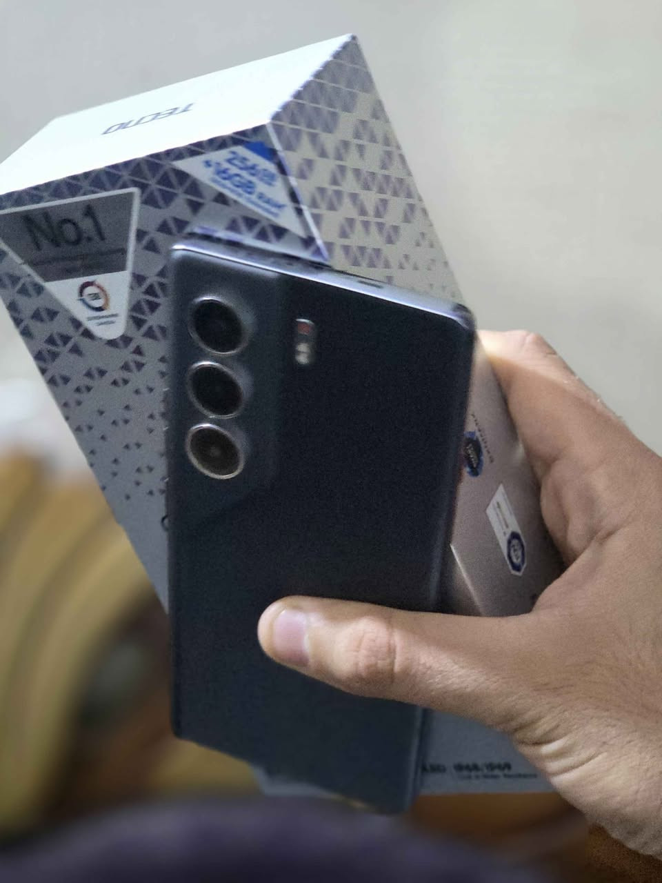 يارزاق
متاح كامون 40برو فايف جي
ذاكرة 256/8
ببجي 90فريم
نظافة 100%
 السعر  280
 *********** 
***********
 مكاني محاويل يتوفر توصيل بابل كربلاء الهندية, كربلاء
